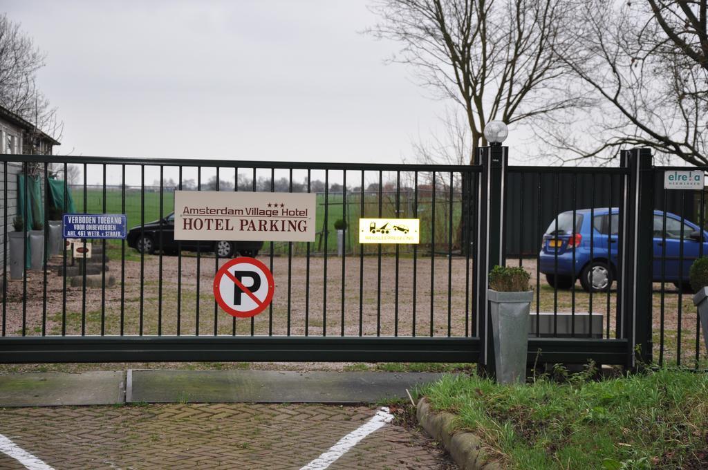Amsterdam Village Hotel Exterior photo