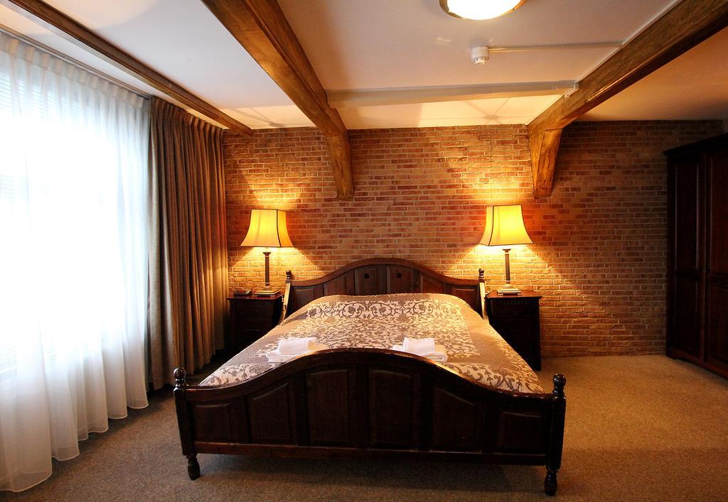 Amsterdam Village Hotel Exterior photo